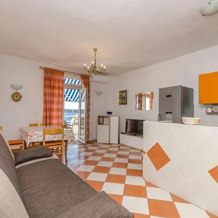 Angel Apartment Prvic Sepurine